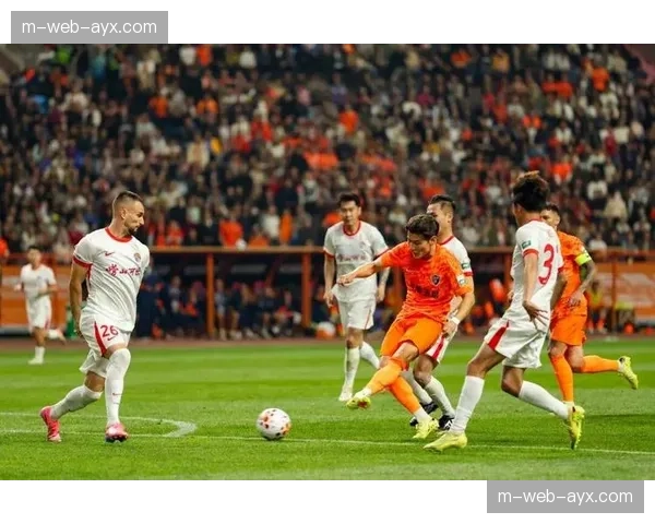 海港补时阶段绝杀玉昆，王燊超低射助卫冕冠军积分转正